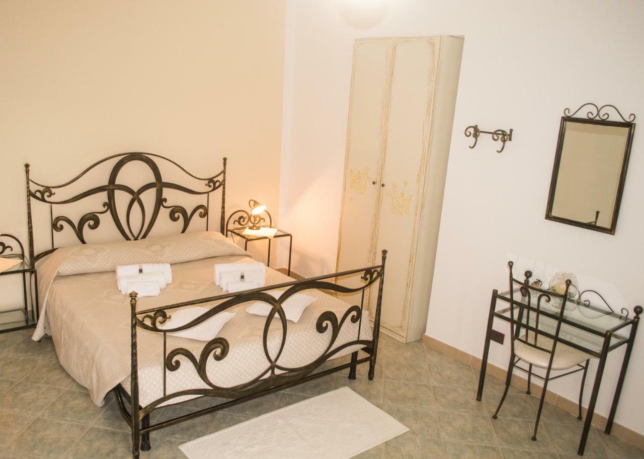 Agriturismo Finagliosu Palmadula Eksteriør billede