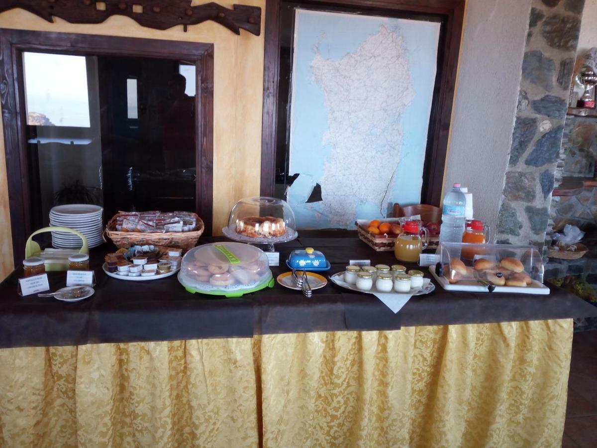 Agriturismo Finagliosu Palmadula Eksteriør billede